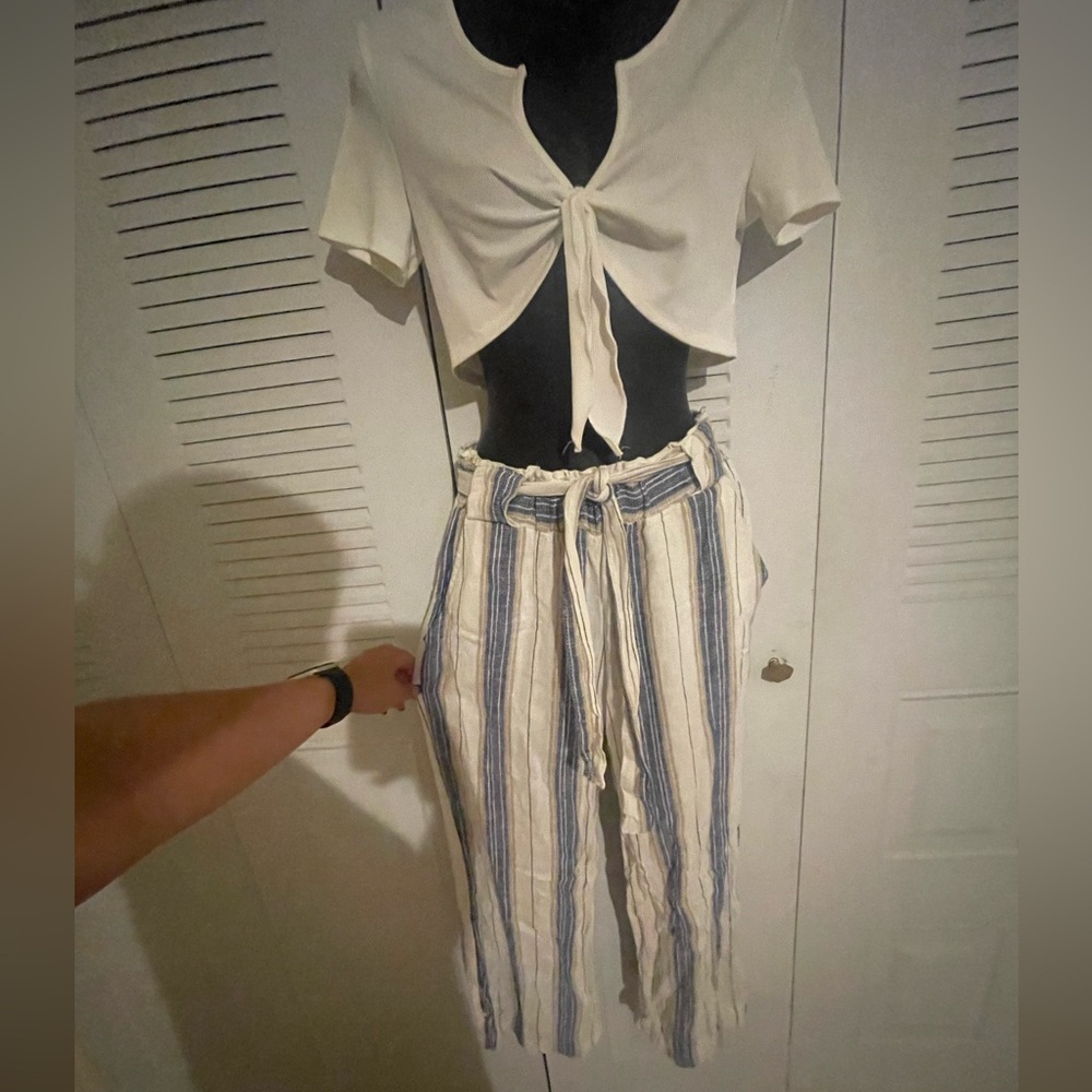 High waisted linen pants with matching belt